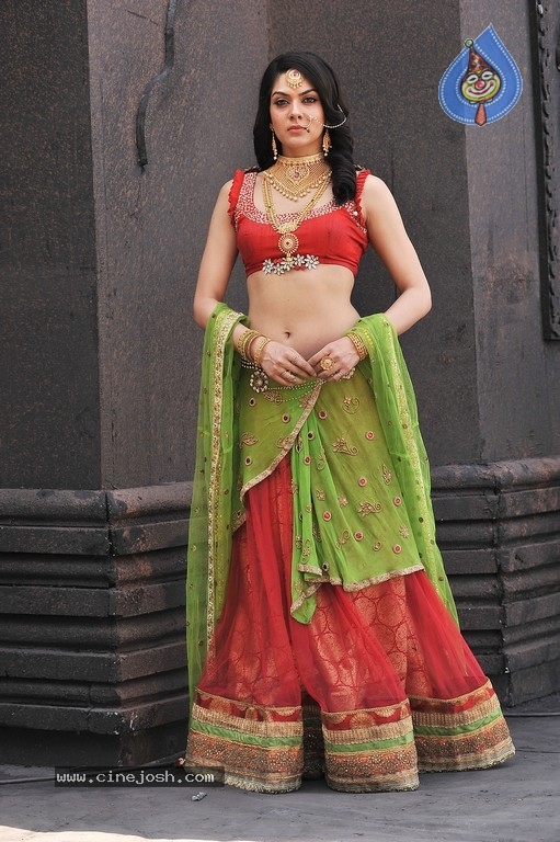 Sakshi Chowdary Photos From Suvarna Sundari Movie - 7 / 9 photos