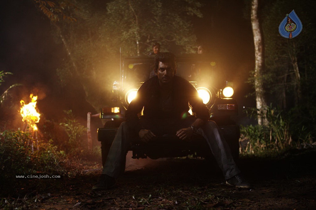 Samar Tamil Movie New Stills - 66 / 89 photos