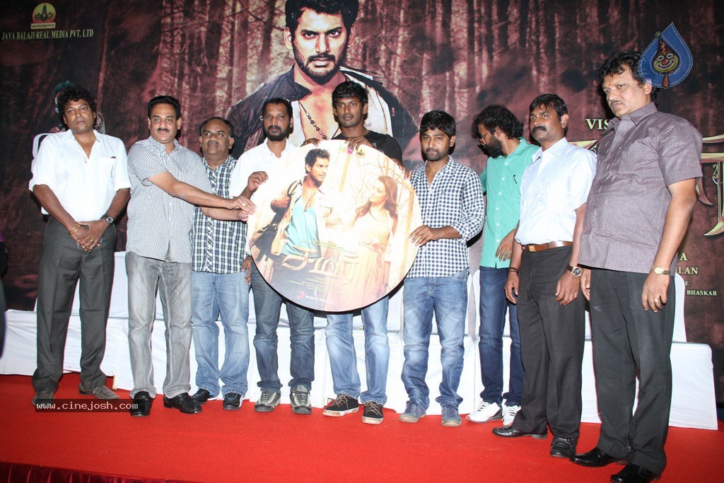 Samar Tamil Movie New Stills - 87 / 89 photos