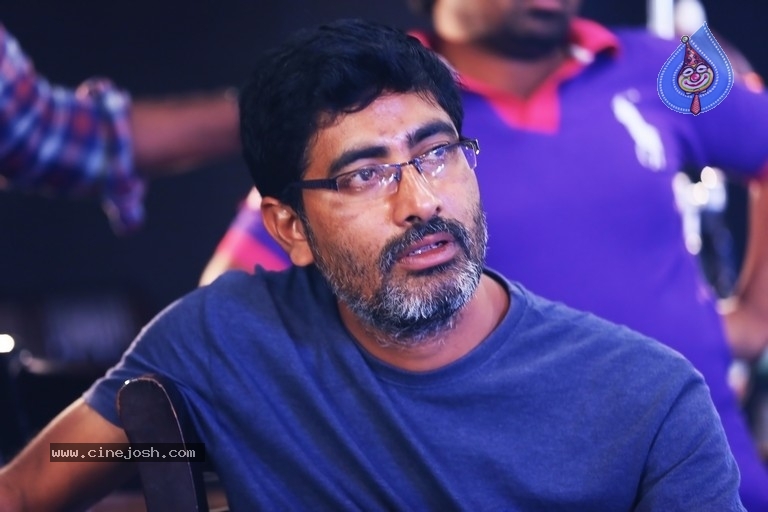 Sameeram Movie Stills - 10 / 10 photos