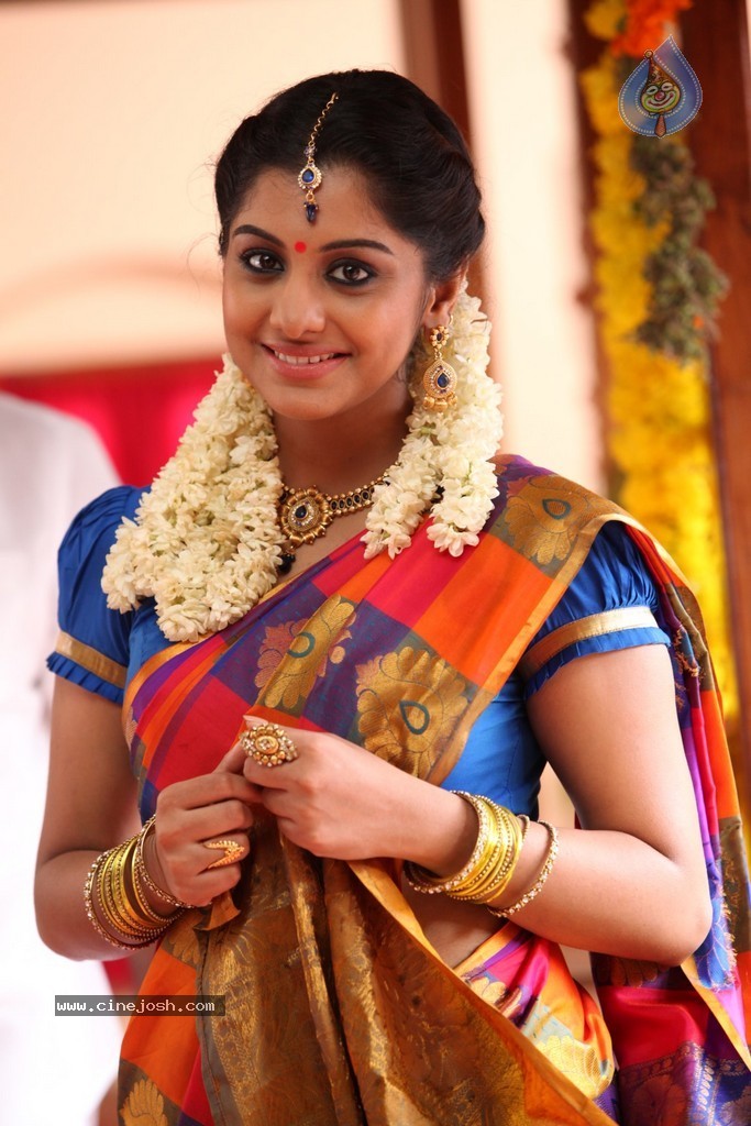 Sandamarutham Tamil Movie Gallery - 30 / 51 photos