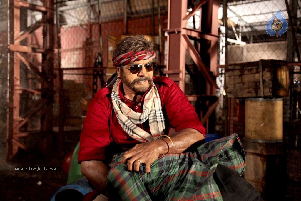 Sandamarutham Tamil Movie Stills - 44 / 49 photos