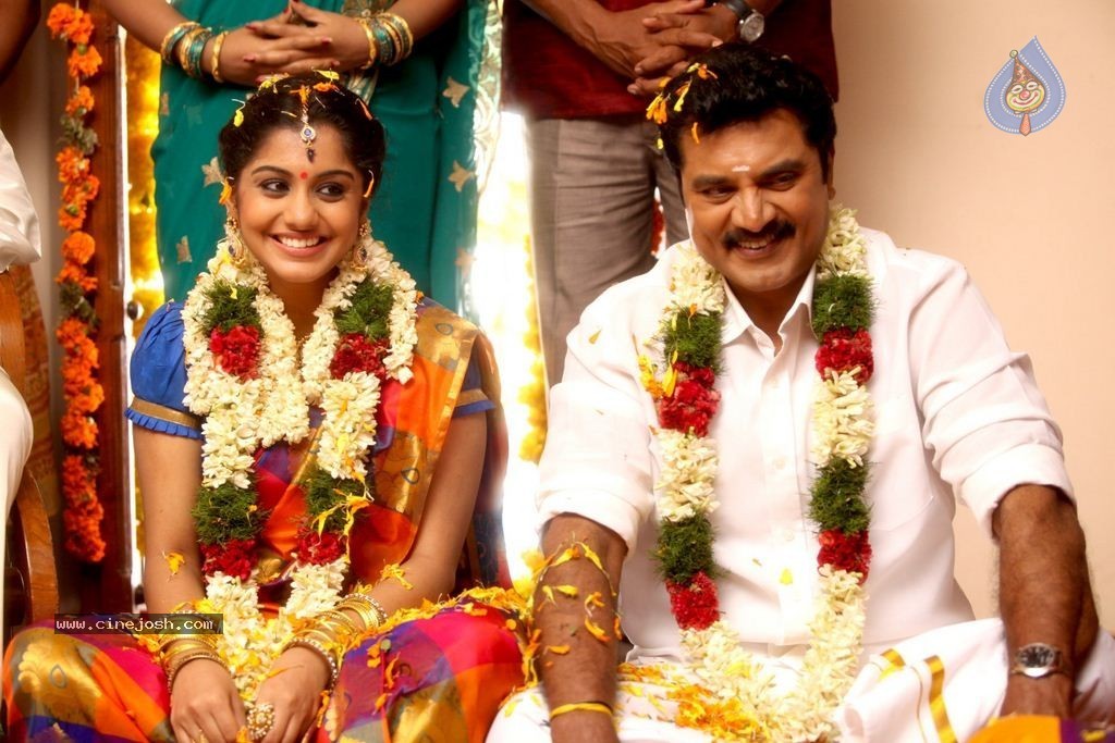 Sandamarutham Tamil Movie Stills - 49 / 49 photos