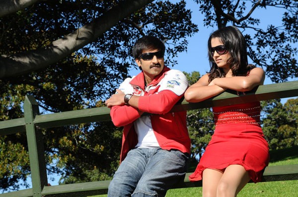 Sankam - Trisha - Gopichand - 18 / 26 photos