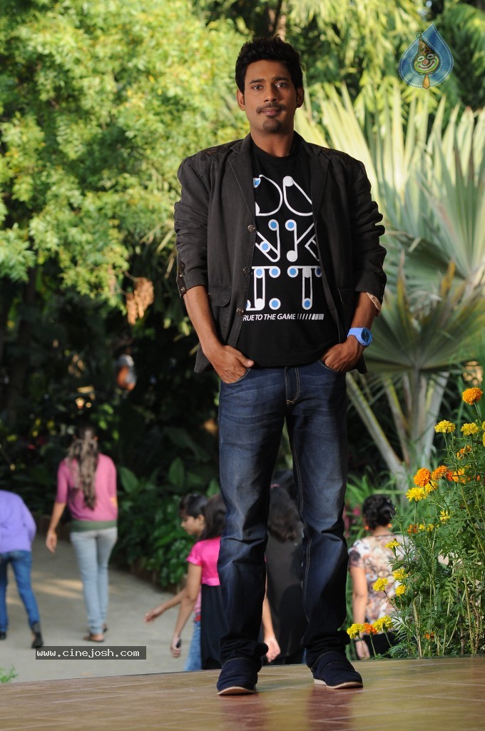 Saradaga Ammaitho Movie New Stills - 27 / 121 photos