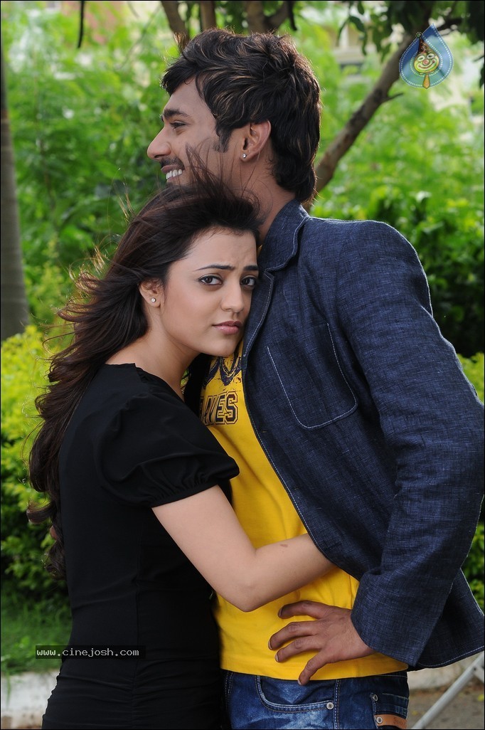 Saradaga Ammaitho Stills and Walls - 49 / 56 photos