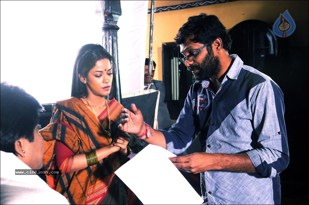 Saradaga Ammaitho Stills and Walls - 56 / 56 photos