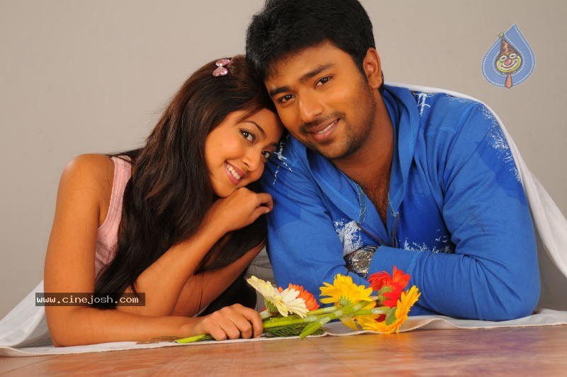 Sare Nee Ishtam Movie Stills - 24 / 45 photos