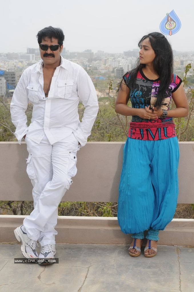 Sarkar Gunda Movie Wallpapers - 36 / 56 photos