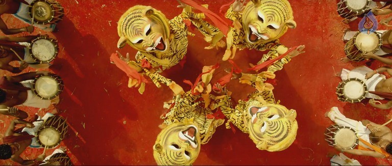 Sarrainodu Movie New Photos - 22 / 41 photos