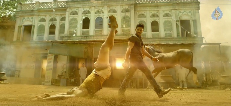 Sarrainodu Movie New Photos - 25 / 41 photos