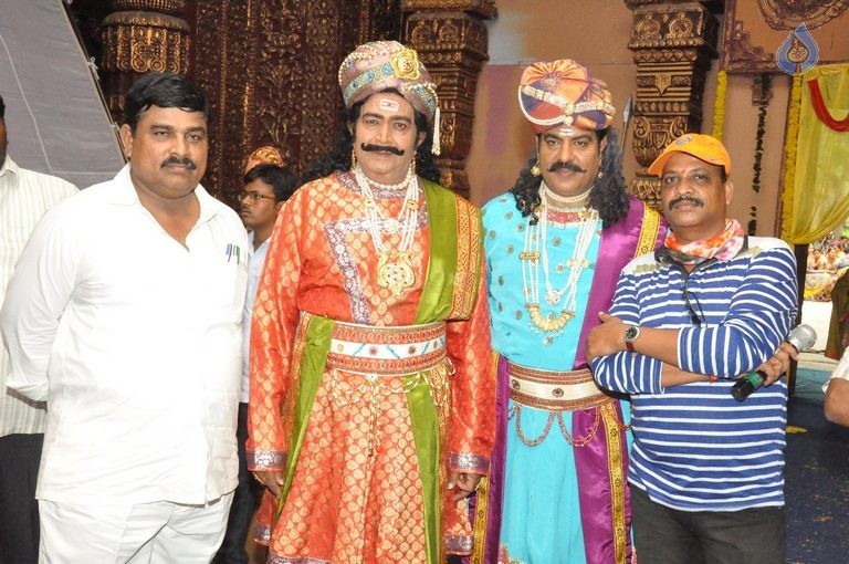 Sathee Timmamambha Movie Photos - 2 / 18 photos