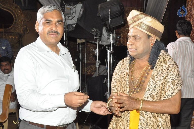 Sathee Timmamambha Movie Photos - 16 / 18 photos