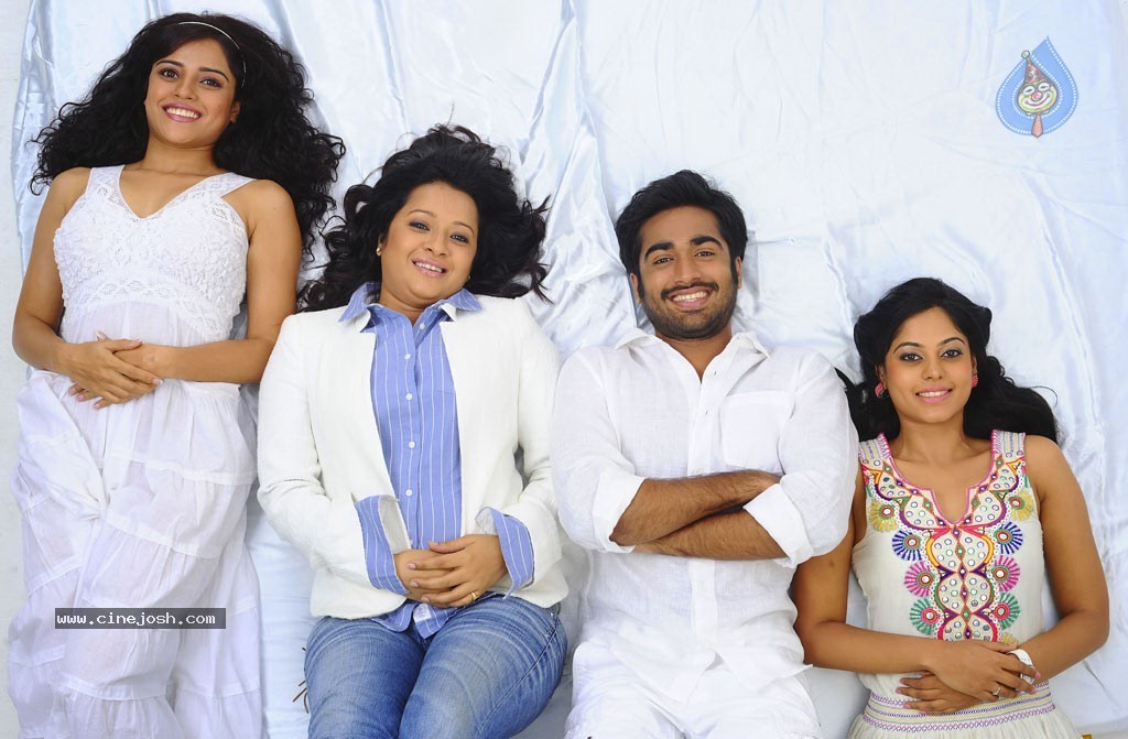 Sattam Oru Iruttarai Tamil Movie New Stills - 52 / 63 photos