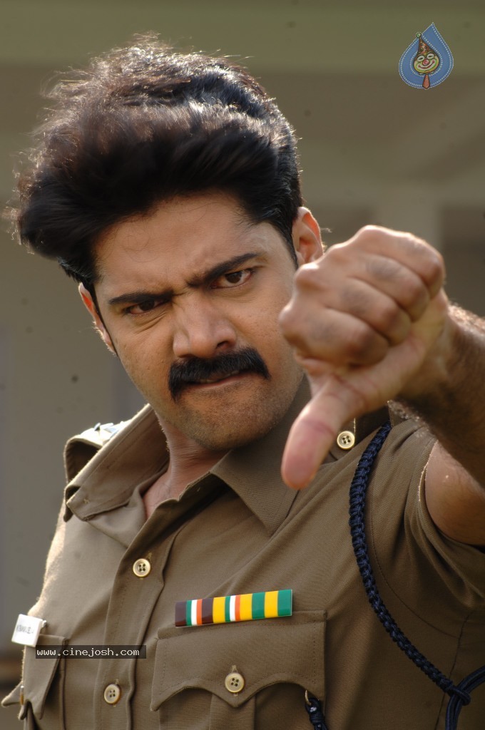 Scam Movie Hot Stills - 9 / 33 photos