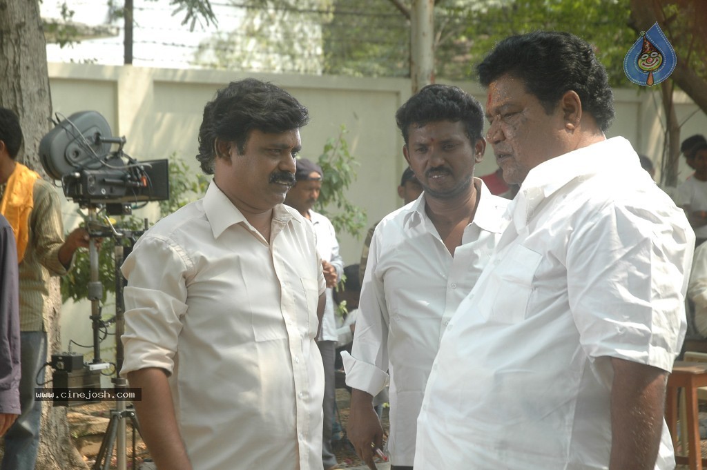 Scam Movie Hot Stills - 11 / 33 photos