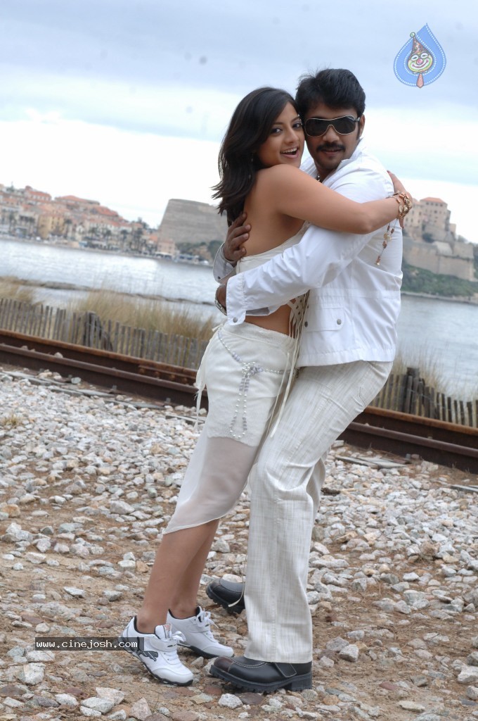 Scam Movie Hot Stills - 15 / 33 photos