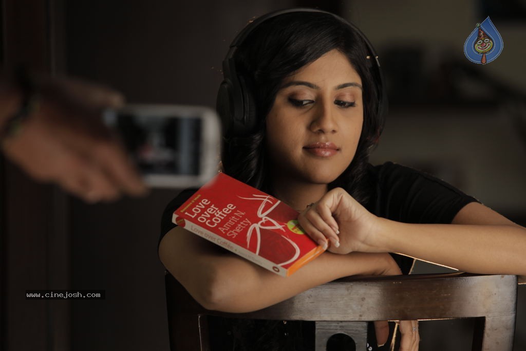 Second Hand Movie New Photos - 34 / 43 photos