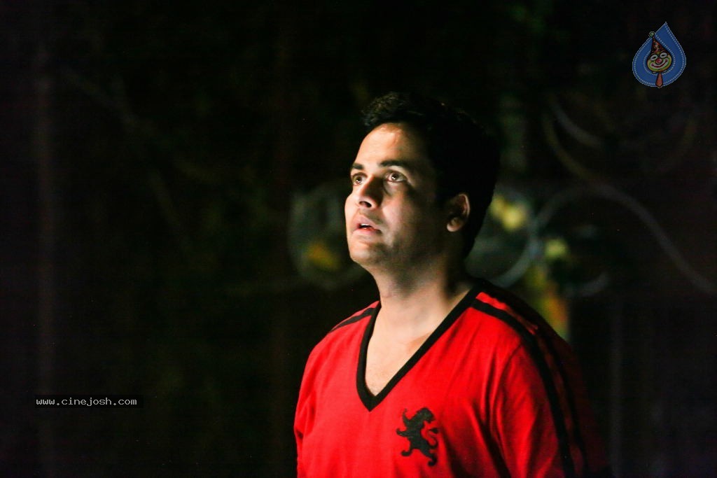 Seesa Movie Stills and Posters - 33 / 53 photos