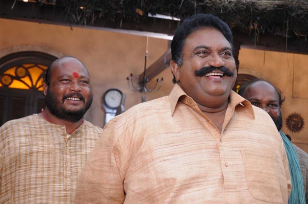 Seetharama Kalyanam (lankalo)- ,Nitin,Hansika - 47 / 59 photos