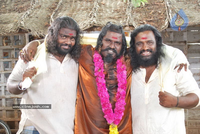 Sengathu Bhoomiyile Tamil Movie Stills - 46 / 106 photos