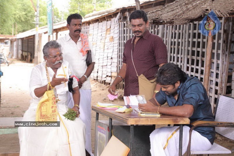 Sengathu Bhoomiyile Tamil Movie Stills - 87 / 106 photos