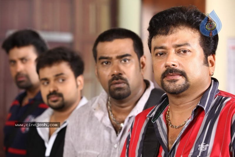 Seniors Malayalam Movie Stills - 33 / 50 photos