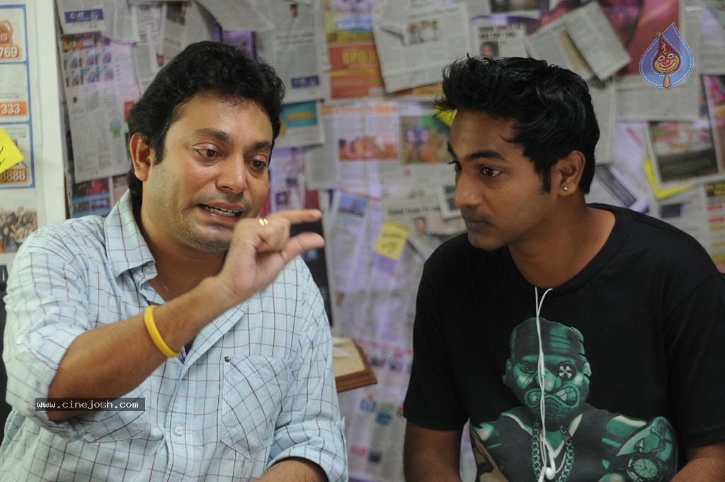 Shivani Tamil Movie Stills - 51 / 96 photos