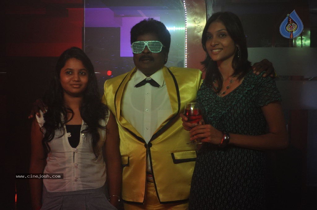 Shivani Tamil Movie Stills - 58 / 96 photos