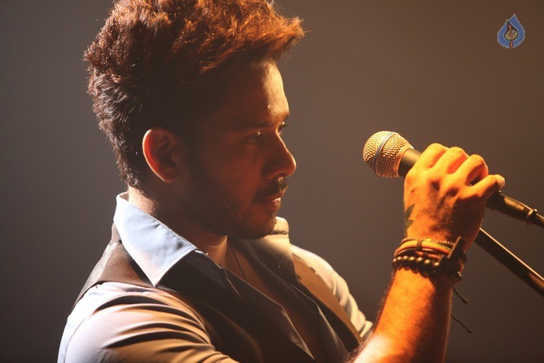 Simba Tamil Movie Photos - 12 / 28 photos