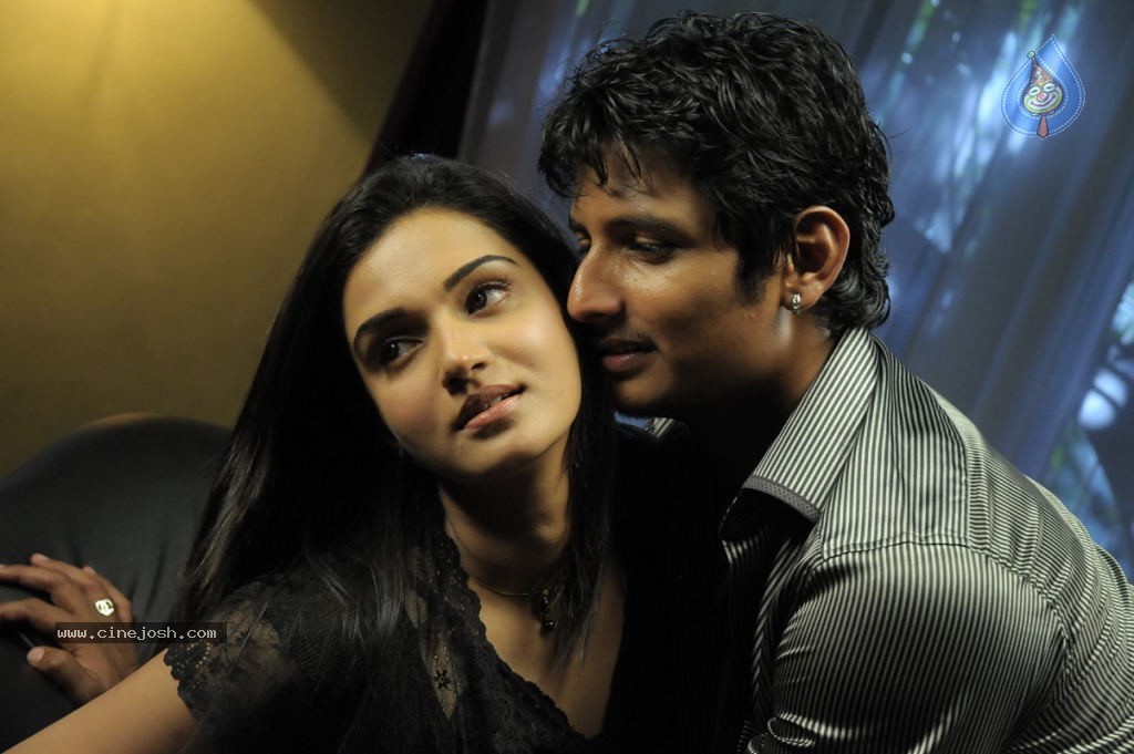 Simham Puli Movie Hot Stills - 5 / 27 photos