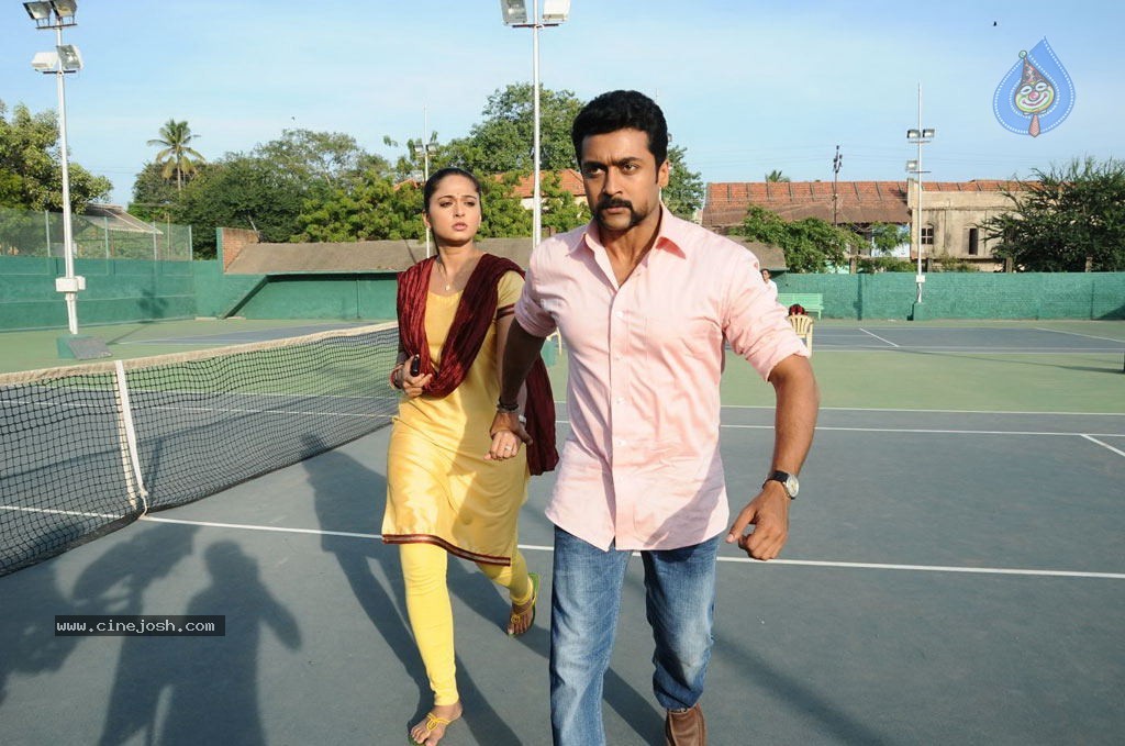 Singam Movie Stills - 33 / 38 photos