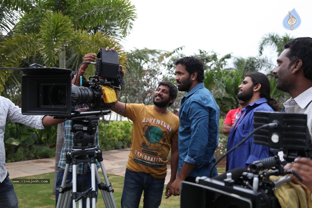 Singham 123 Movie Stills & Working Stills - 7 / 78 photos