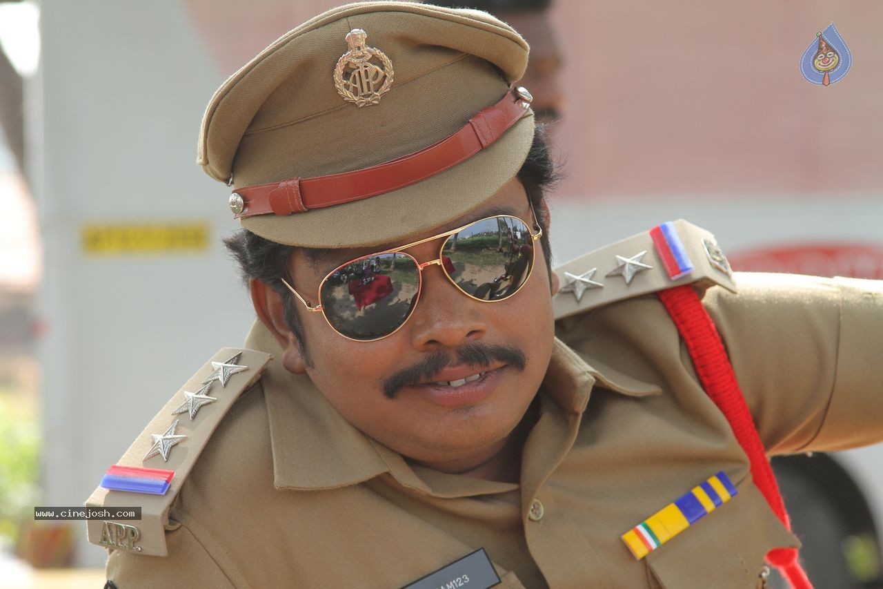 Singham 123 Movie Stills & Working Stills - 24 / 78 photos