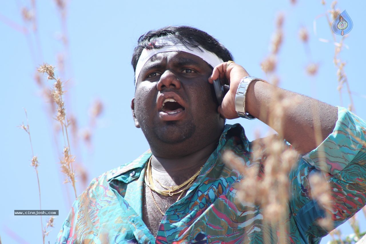 Singham 123 Movie Stills & Working Stills - 26 / 78 photos