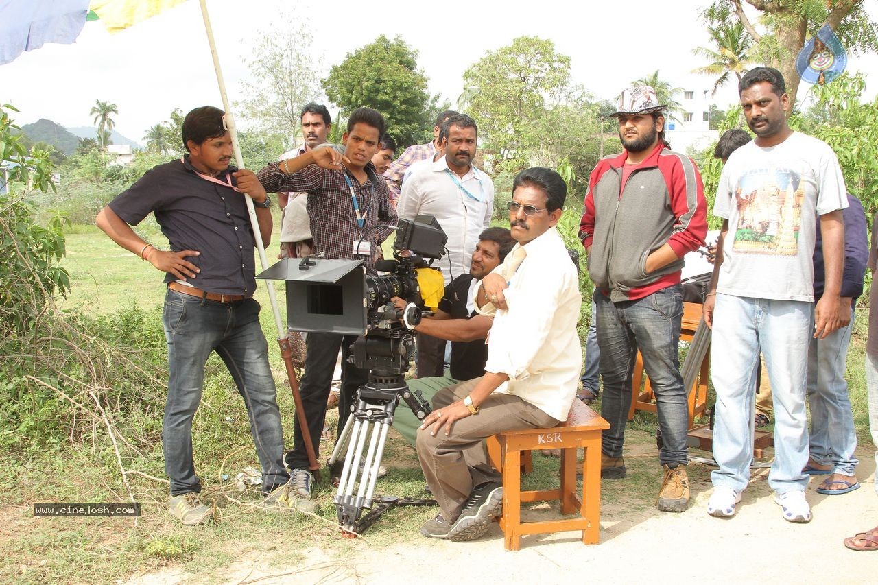 Singham 123 Movie Stills & Working Stills - 69 / 78 photos