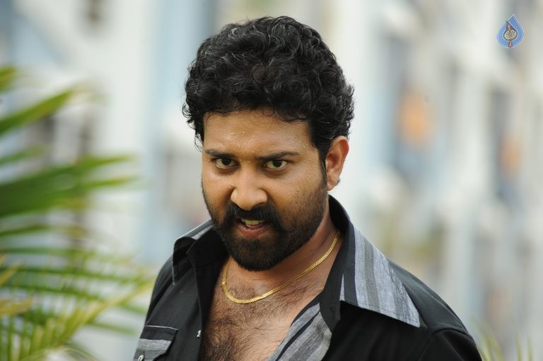 Siva Balaji in Snehamera Jeevitham - 4 / 5 photos