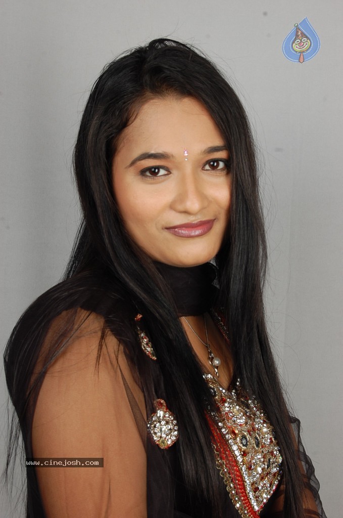 Skating Master Movie Stills - 2 / 33 photos