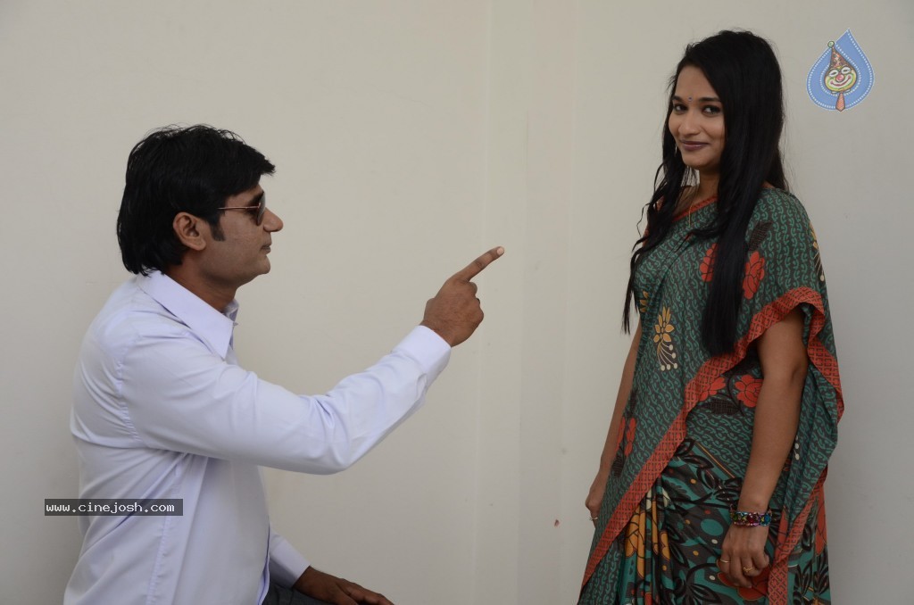 Skating Master Movie Stills - 9 / 33 photos