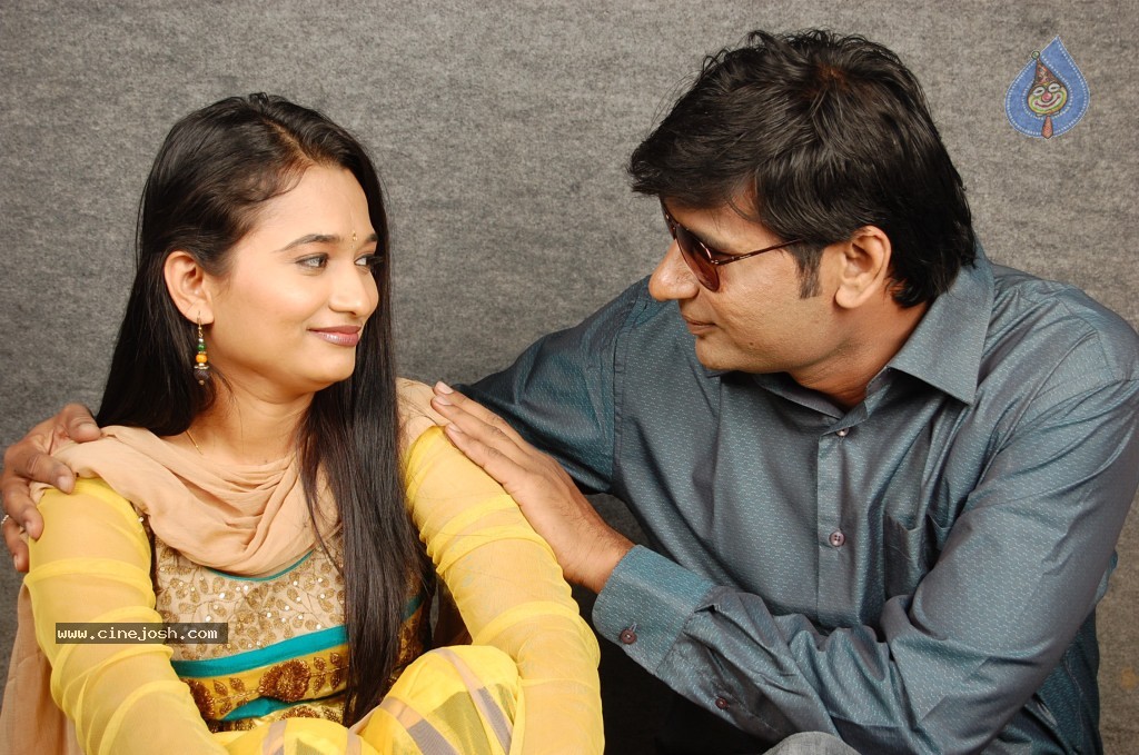 Skating Master Movie Stills - 12 / 33 photos