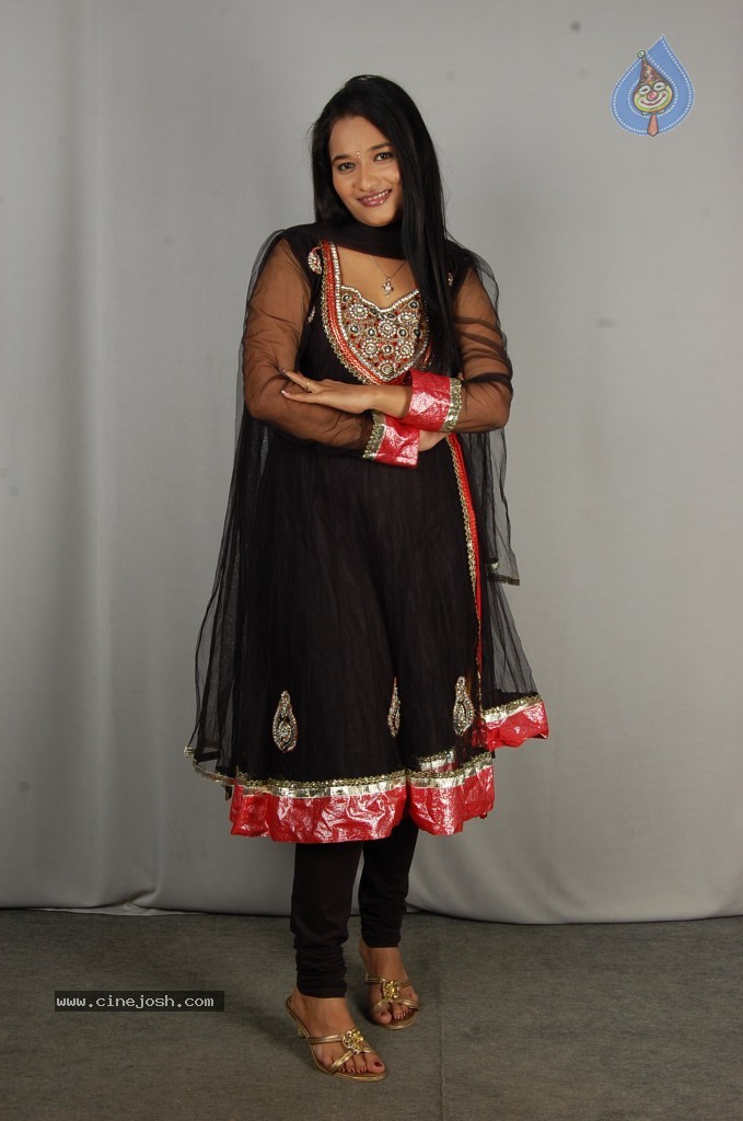 Skating Master Movie Stills - 20 / 33 photos