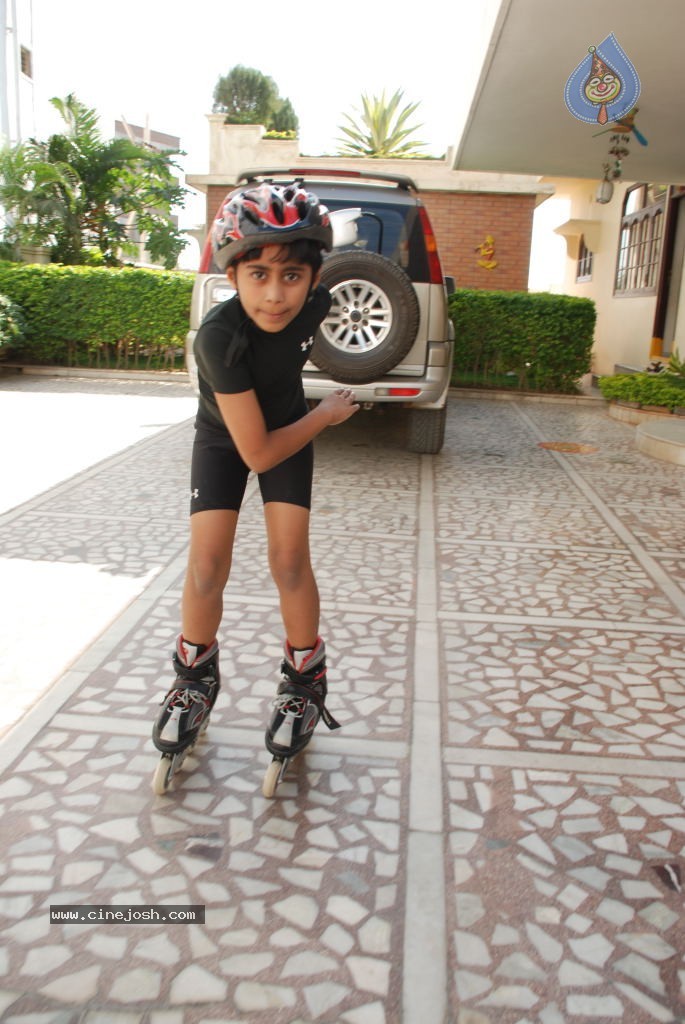 Skating Master Movie Stills - 8 / 48 photos