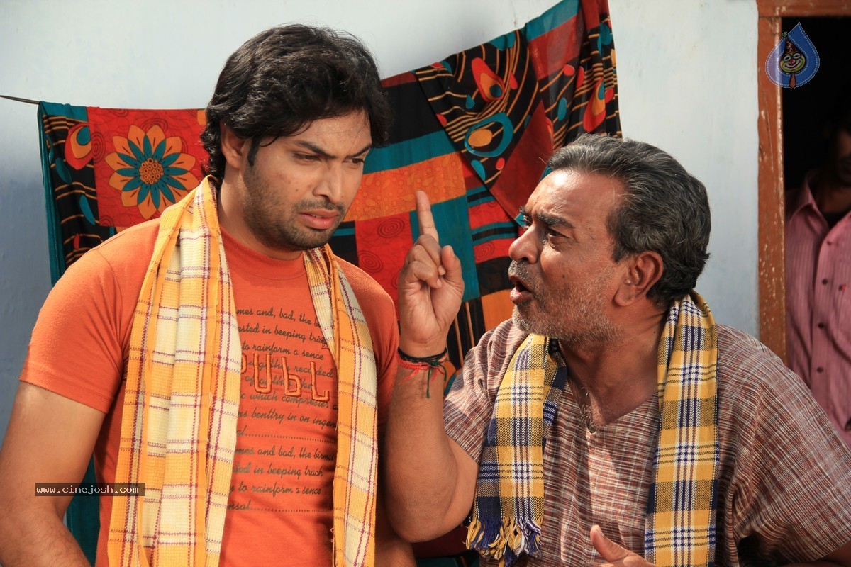 Snehame Thoduga Movie Stills - 39 / 142 photos