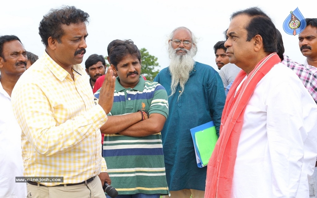 Soda Goli Soda Movie Stills And Working Stills - 5 / 36 photos