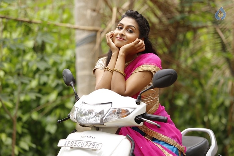 Soda Golisoda Movie New Photos - 7 / 8 photos