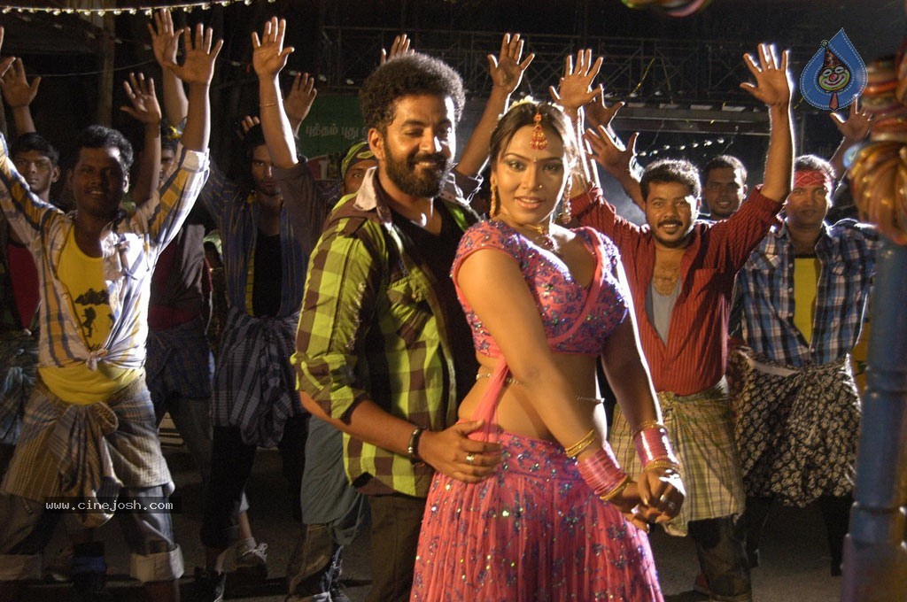 Sokkali Movie Hot New Photos - 29 / 58 photos