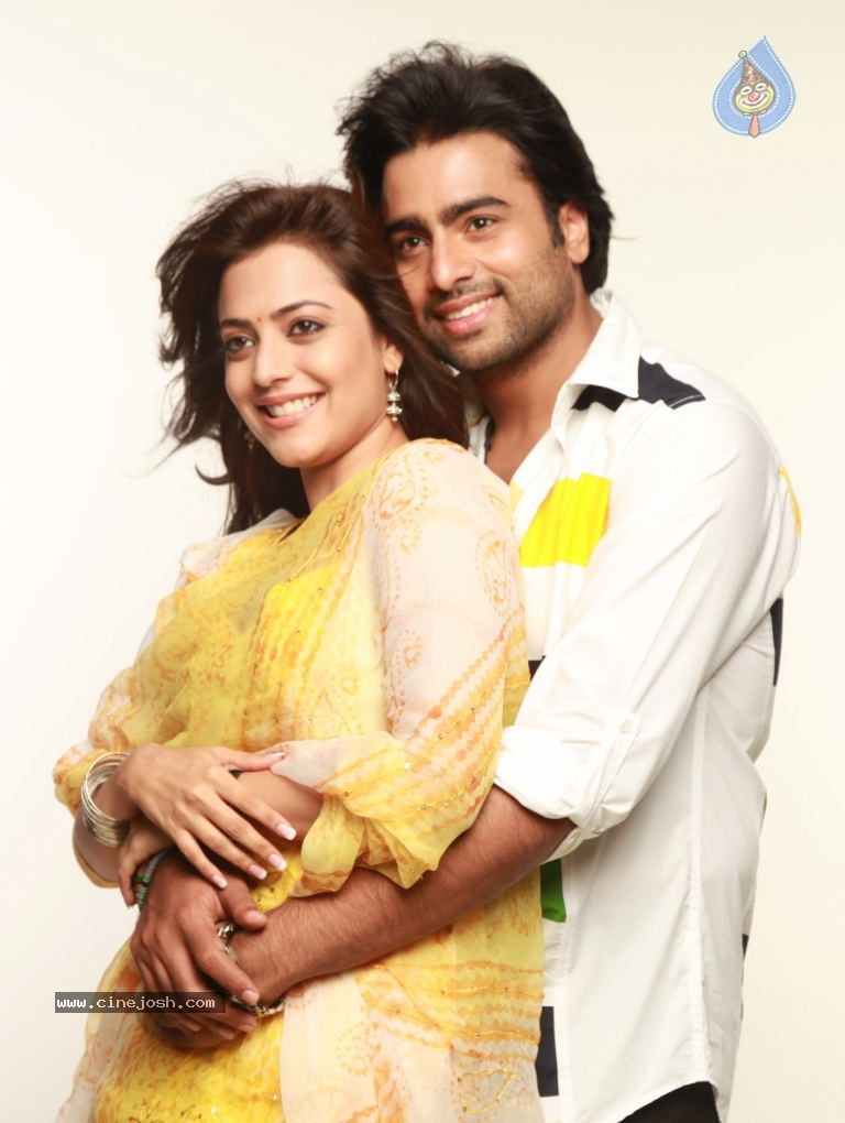 Solo Movie Latest Gallery - 6 / 11 photos