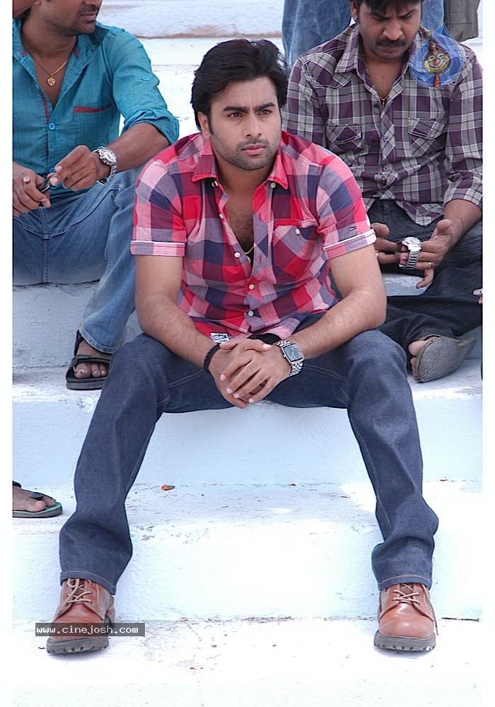 Solo Movie Latest Stills - 10 / 77 photos