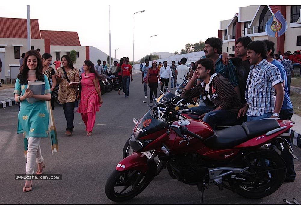 Solo Movie Latest Stills - 34 / 77 photos