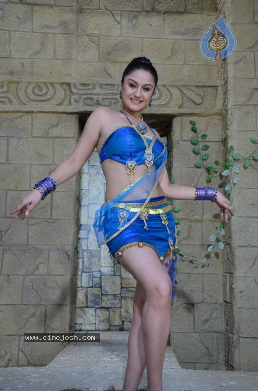 Sonia Agarwal New Movie Spicy Stills  - 42 / 48 photos